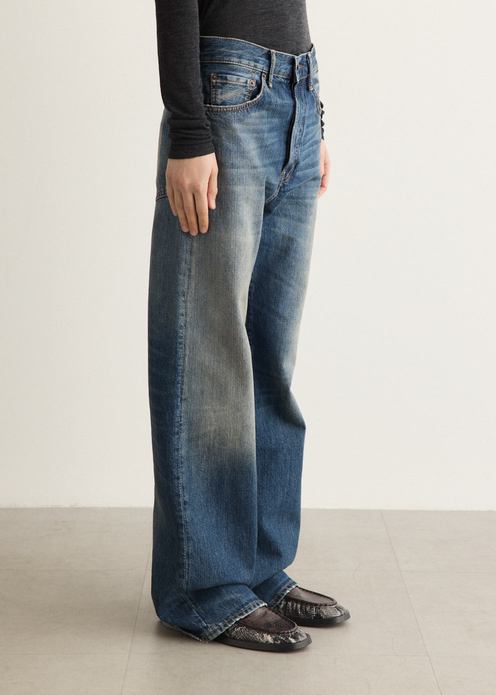 2021F Mid Blue Bingo Jeans