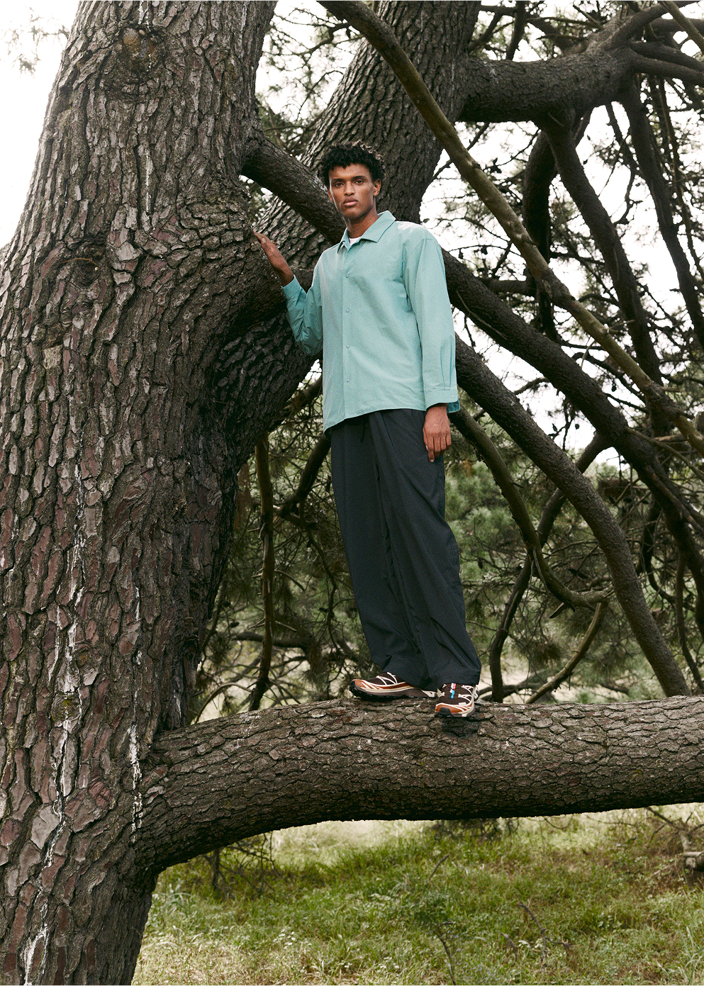 Knee Tuck Wide Pants