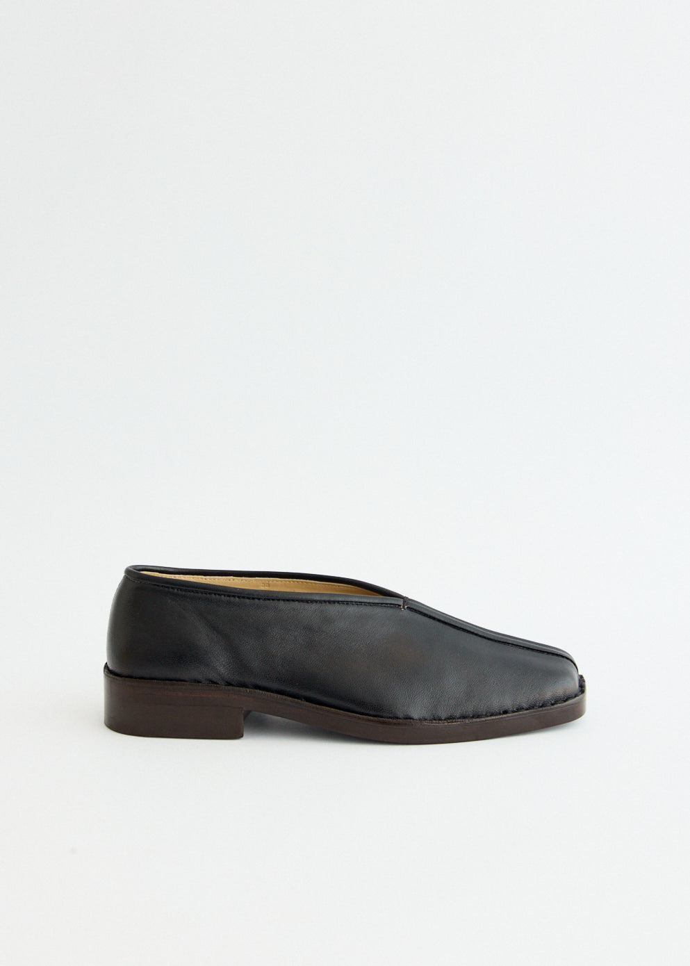 Flat Piped Slippers