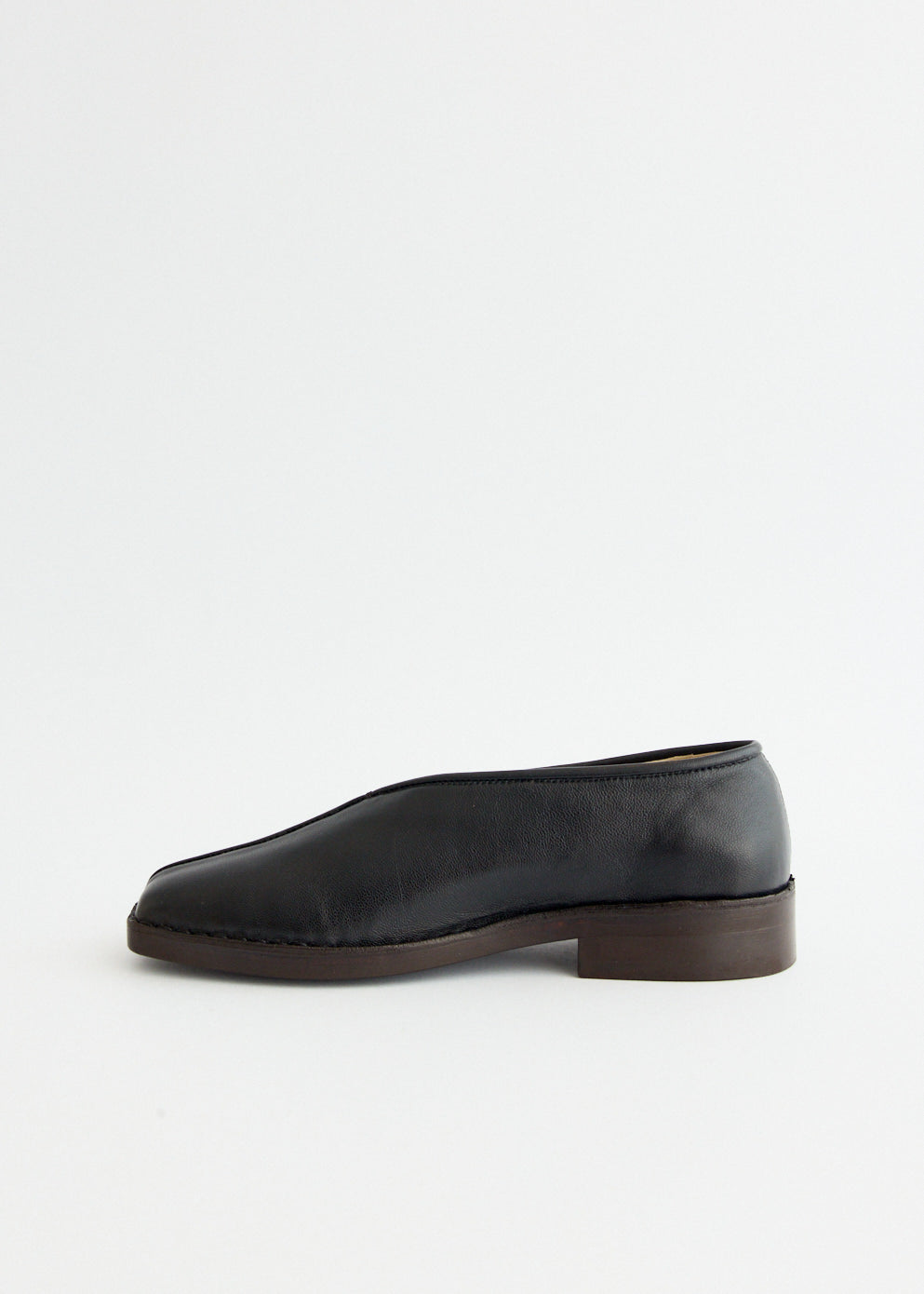 Flat Piped Slippers