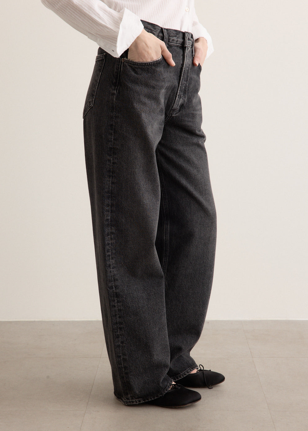 Low Slung Baggy Jeans